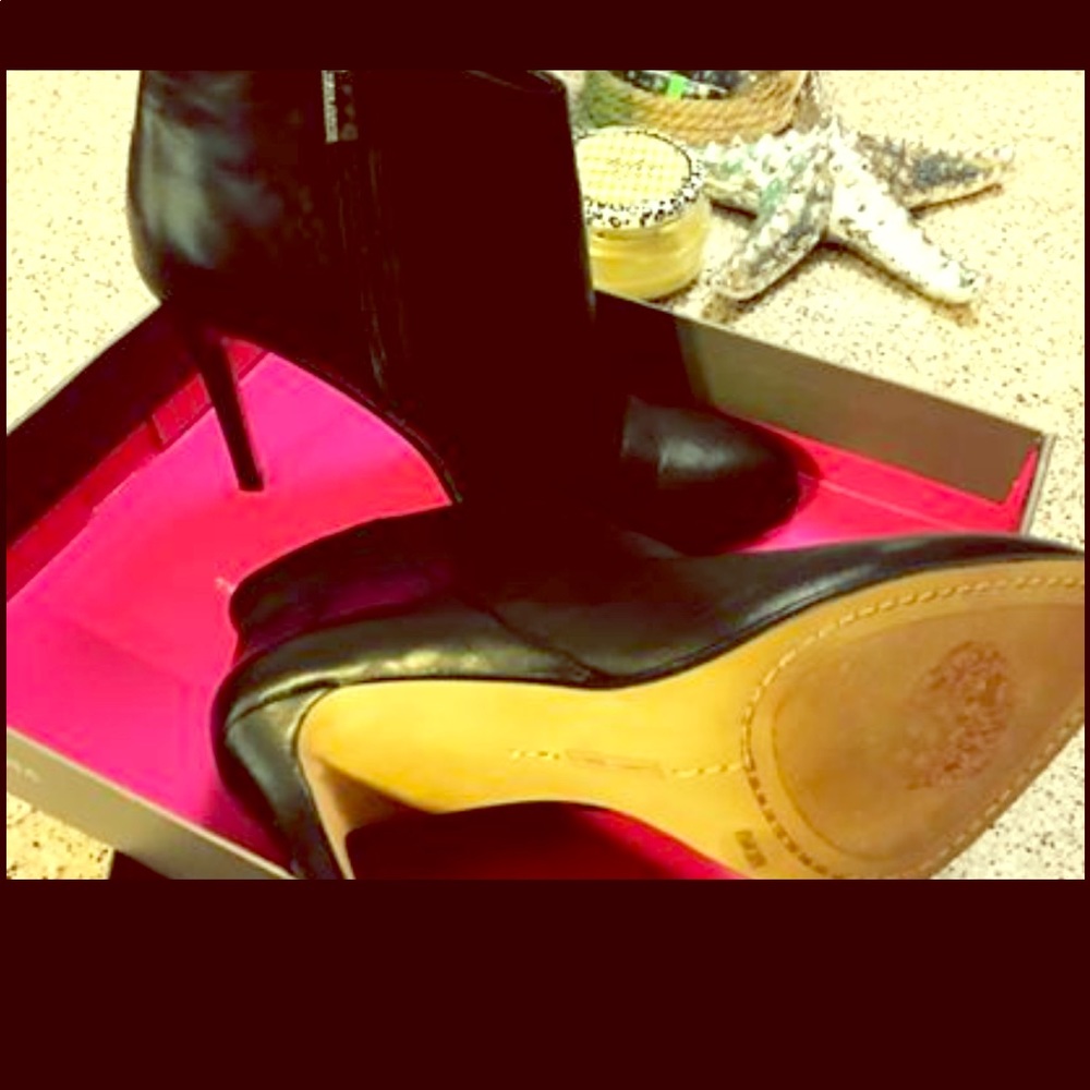 Vince Camuto Booties